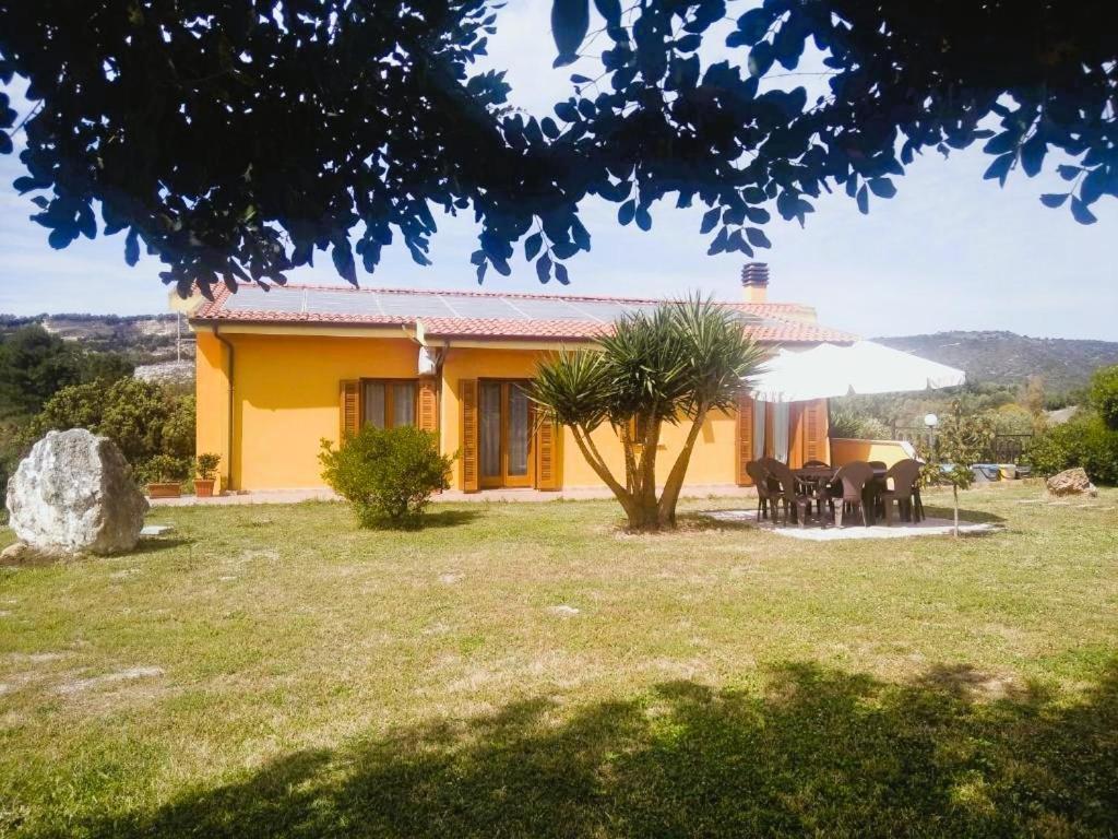 Grotta Delle Fate Bed & Breakfast Ossi Luaran gambar