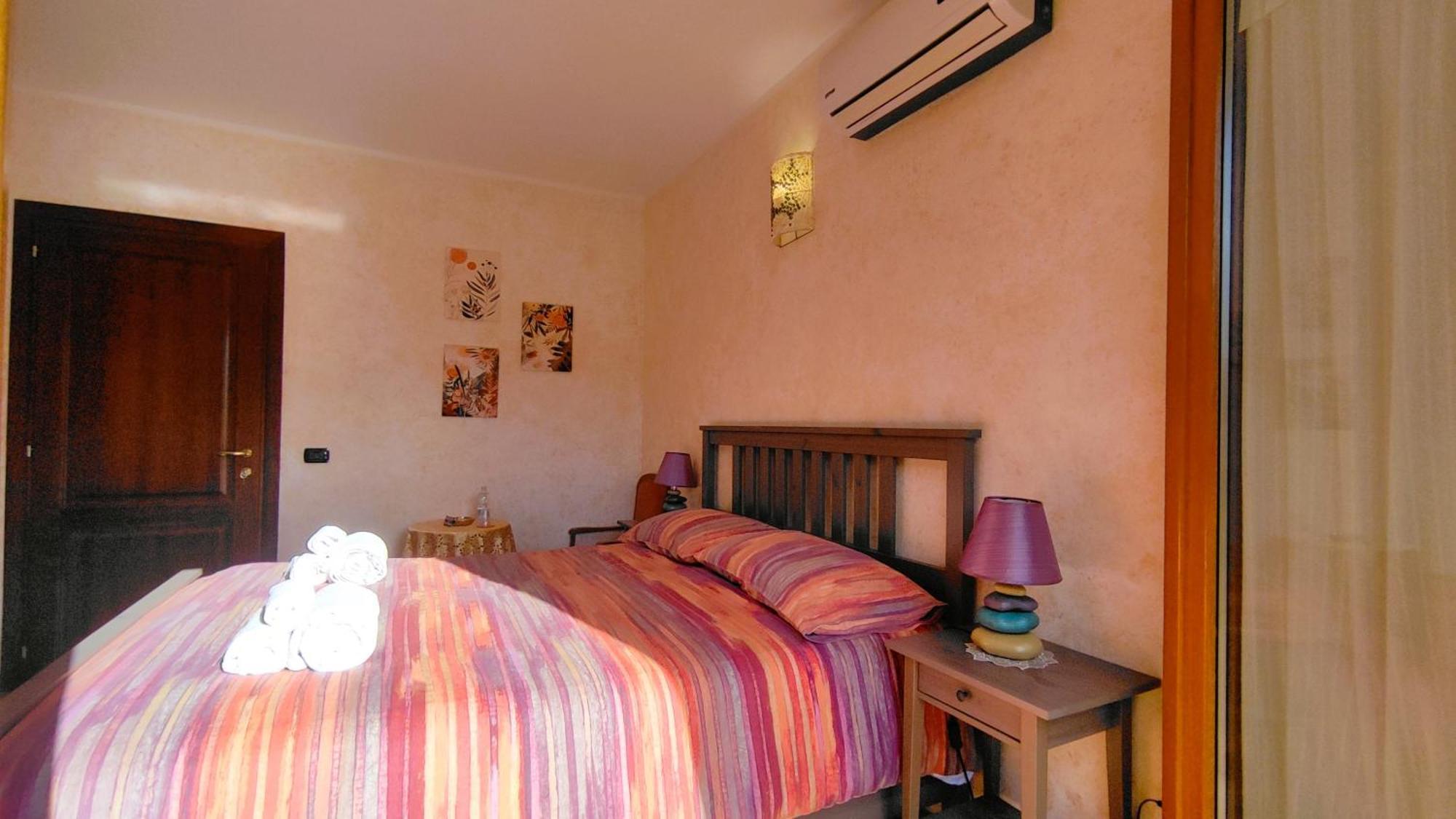 Grotta Delle Fate Bed & Breakfast Ossi Luaran gambar