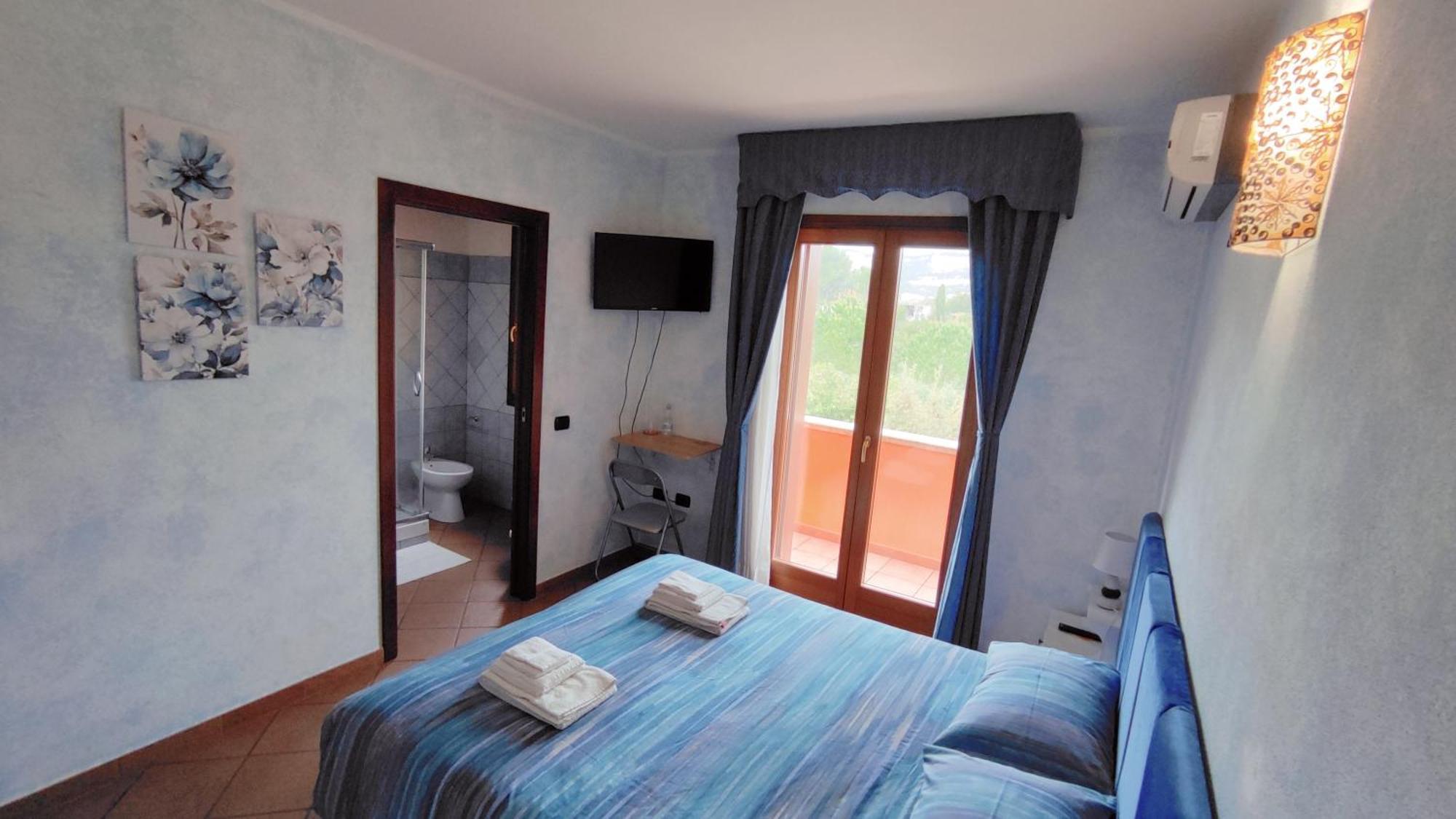 Grotta Delle Fate Bed & Breakfast Ossi Luaran gambar